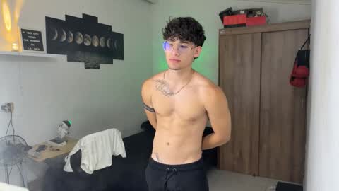 Snapshot of kisan_smith chatting on September 17, 4:25 am Kisan online show from September 17, 4:25 am