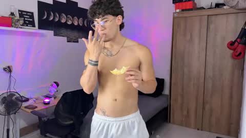 Snapshot of kisan_smith chatting on October 27, 5:11 am Kisan online show from October 27, 5:11 am