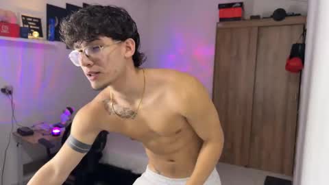 Snapshot of kisan_smith chatting on November 10, 1:26 am Kisan online show from November 10, 1:26 am