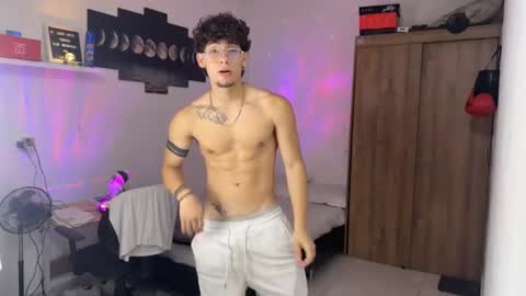 Snapshot of kisan_smith chatting on November 15, 2:31 am Kisan online show from November 15, 2:31 am