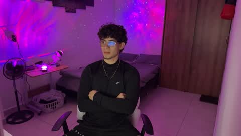 Snapshot of kisan_smith chatting on December 18, 2:17 am Kisan online show from December 18, 2:17 am