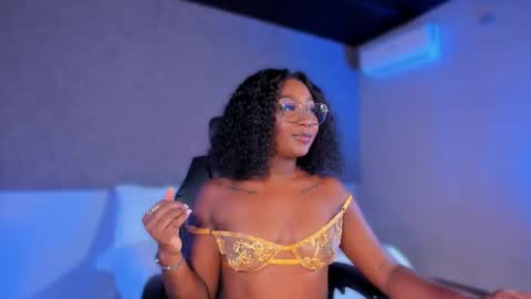 kishalove_ online show from October 24, 10:11 am