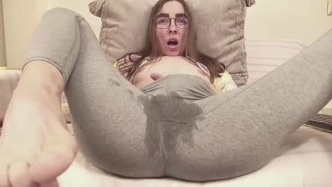 Snapshot of kiska_iriska chatting on October 27, 11:58 am Wet Girl online show from October 27, 11:58 am