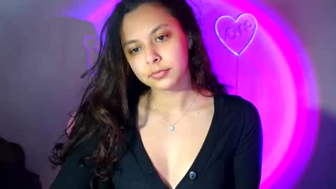 kiss_ameliaa online show from February 28, 8:31 am