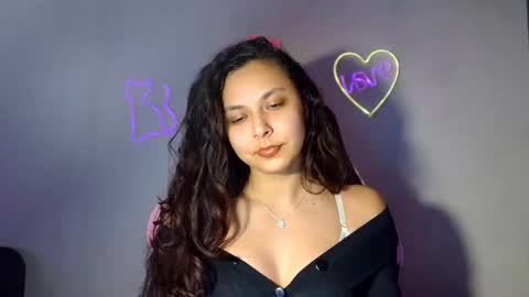 kiss_ameliaa online show from February 28, 5:48 pm