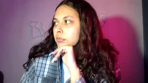 kiss_ameliaa online show from March 4, 10:24 am