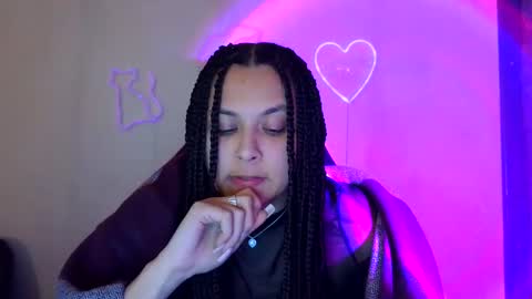 kiss_ameliaa online show from March 6, 7:10 pm