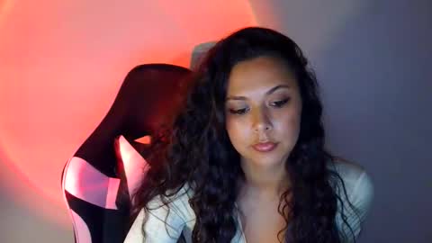 kiss_ameliaa online show from September 16, 1:56 pm