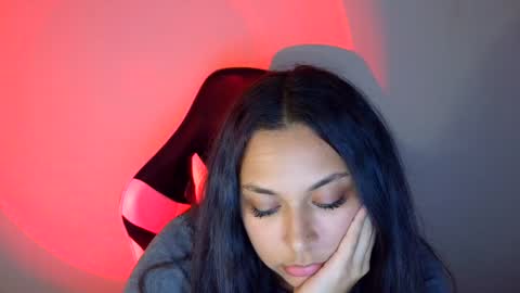 kiss_ameliaa online show from September 18, 2:30 pm