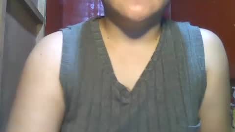 Snapshot of kiss_me_loves chatting on September 29, 2:27 am kiss_me_loves online show from September 29, 2:27 am