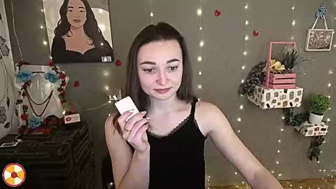 Snapshot of kiss_shy chatting on February 18, 7:54 am Valeria online show from February 18, 7:54 am