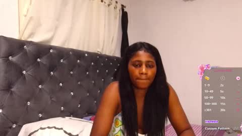 Violet  online show from October 1, 11:33 pm