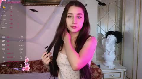 Snapshot of kisses_eva chatting on November 12, 4:57 am Hot Eva online show from November 12, 4:57 am