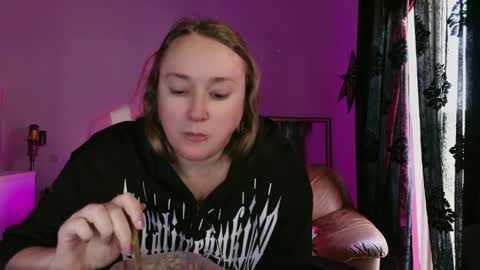 kissica online show from February 4, 3:26 pm