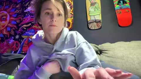 Kaitie online show from November 28, 11:46 am