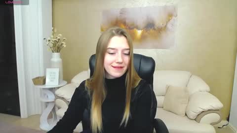 Snapshot of kissme_now chatting on November 7, 2:17 pm kissme_now online show from November 7, 2:17 pm