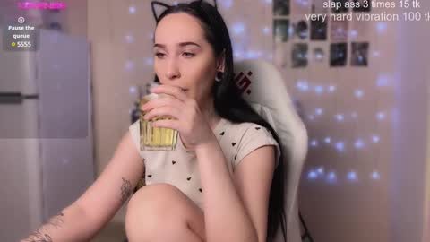 Snapshot of kissmenastya chatting on December 15, 3:09 pm Nastya online show from December 15, 3:09 pm