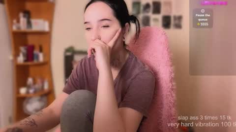 Snapshot of kissmenastya chatting on February 3, 4:04 am Nastya online show from February 3, 4:04 am