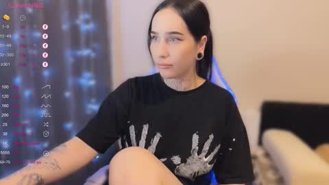 Snapshot of kissmenastya chatting on October 27, 8:24 pm Nastya online show from October 27, 8:24 pm