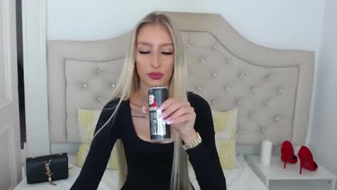 Snapshot of kissnatalie chatting on September 18, 6:48 am Natalie online show from September 18, 6:48 am