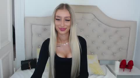 Snapshot of kissnatalie chatting on September 25, 7:56 am Natalie online show from September 25, 7:56 am