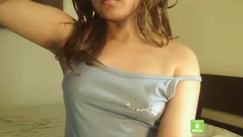 Snapshot of kisspriya chatting on October 23, 7:23 pm J online show from October 23, 7:23 pm