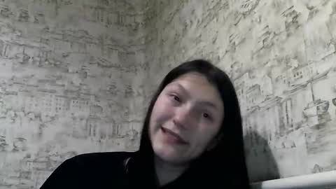 Snapshot of kiti_kitiss chatting on January 15, 4:32 pm kiti_kitiss online show from January 15, 4:32 pm