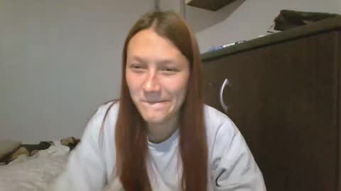 Snapshot of kiti_kitiss chatting on September 27, 4:45 pm kiti_kitiss online show from September 27, 4:45 pm