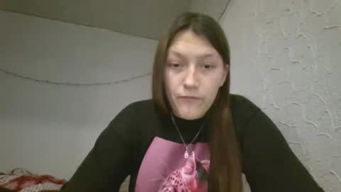 Snapshot of kiti_kitiss chatting on December 15, 7:51 pm kiti_kitiss online show from December 15, 7:51 pm