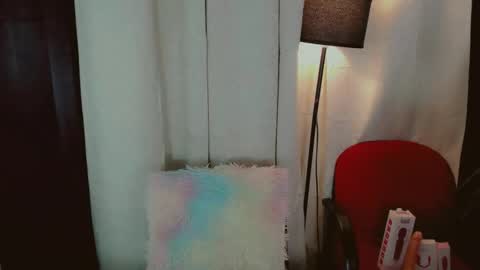 Snapshot of kitteylovesyou chatting on October 27, 8:46 pm KITTY online show from October 27, 8:46 pm