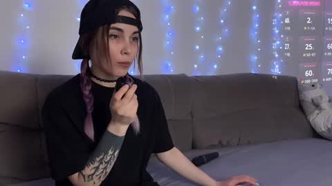 Veronica online show from February 18, 8:03 pm