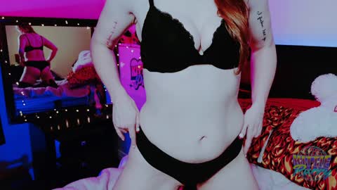 Kittie Purry online show from January 11, 1:43 pm