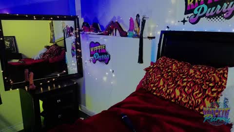 Kittie Purry online show from January 15, 7:37 am
