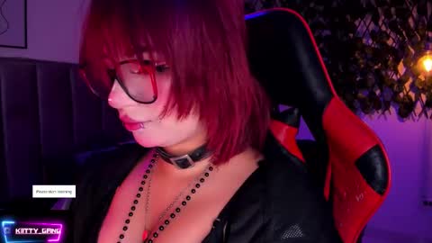 Camila online show from October 23, 2:22 am