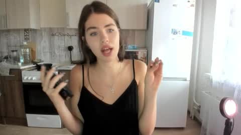 kitty mila online show from September 12, 10:15 am