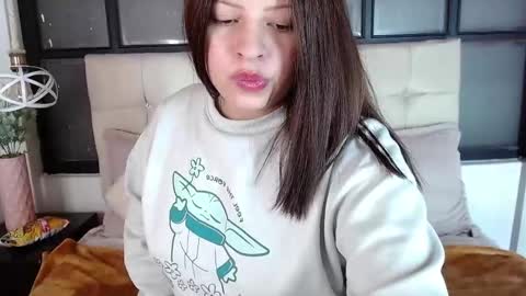 K I T T Y   online show from November 2, 8:22 pm