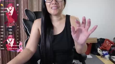 Snapshot of kittybabe0528 chatting on October 3, 8:44 am kittybabe0528 online show from October 3, 8:44 am