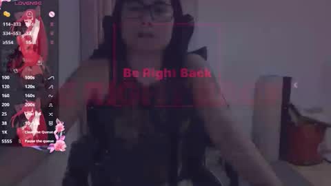 Snapshot of kittybabe0528 chatting on November 14, 8:46 am kittybabe0528 online show from November 14, 8:46 am