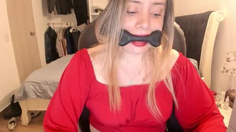 kittywantslove23 online show from September 16, 12:00 am