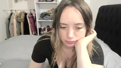 kittywantslove23 online show from October 16, 11:06 pm