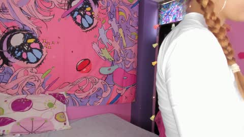 Kitty Zen online show from December 13, 9:20 pm