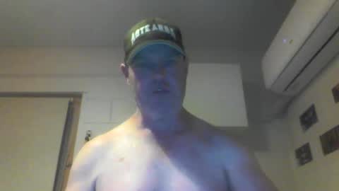 Snapshot of kiwiguy19773 chatting on January 22, 9:13 am kiwiguy19773 online show from January 22, 9:13 am