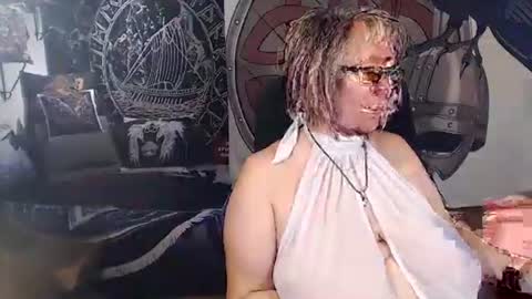 Michelle online show from October 1, 6:19 am