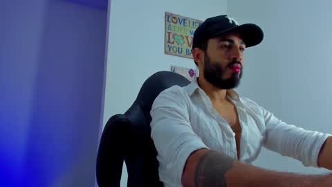 klinsmannwalton online show from November 26, 10:38 am