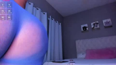 Snapshot of kloewandan chatting on September 19, 2:02 am kloewandan online show from September 19, 2:02 am