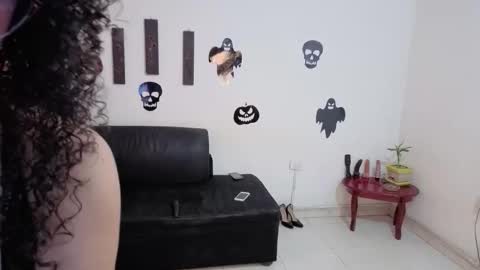 Kloe  online show from October 15, 2:50 pm