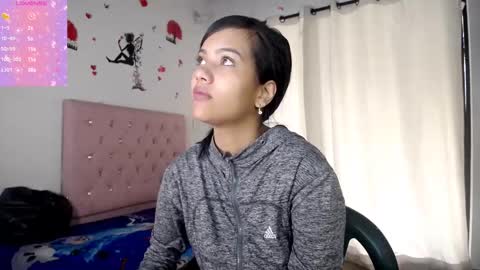 Valen online show from February 28, 1:47 pm