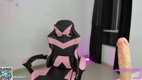 Camila Reyes online show from October 16, 10:16 am