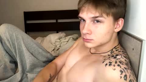 Adam online show from October 4, 5:00 pm