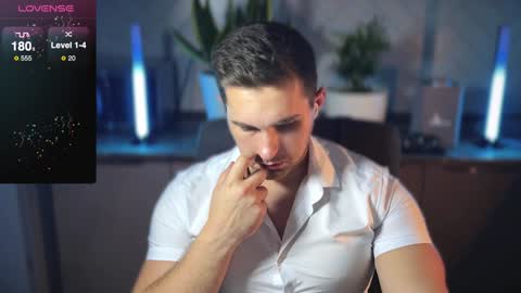 Sweet boy online show from January 19, 6:00 pm